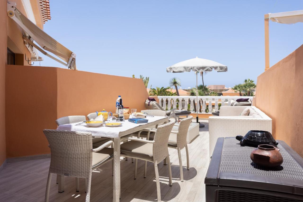 Exclusive Attic Las Vistas: Seaside Retreat with Heated Pool Arona  Exterior photo